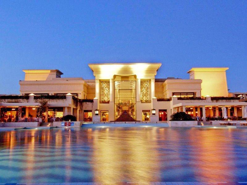 منتجع شيراتون خليج سوما 5*